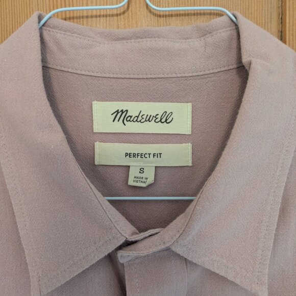 Madewell Perfect Fit Short Sleeve Shirt, Small - Picture 3 of 3
